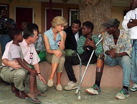 princess diana humanitarian efforts.